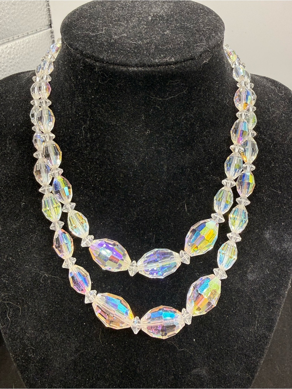 Vintage Aurora Borealis Crystal Beaded Necklace 15”